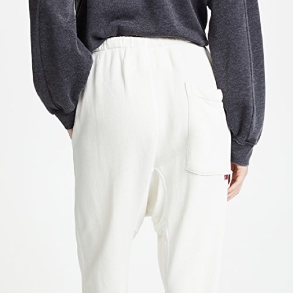 Free City Super Fluffy Pocket Logo Creamy Yumm Sweatpants - Picture 3 of 16